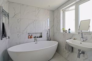 En-Suite- click for photo gallery
